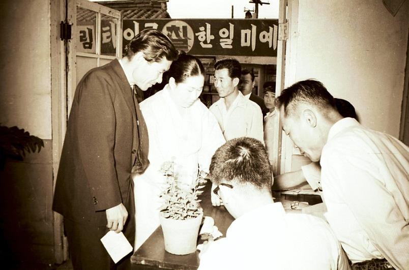 김현옥 서울시장, 국회의원 투표
