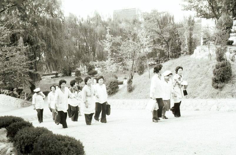 서울시 간부 부인회, 젓갈 바자회