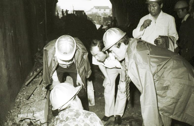 구자춘 서울시장, 남산 1호터널 공사 현장 시찰