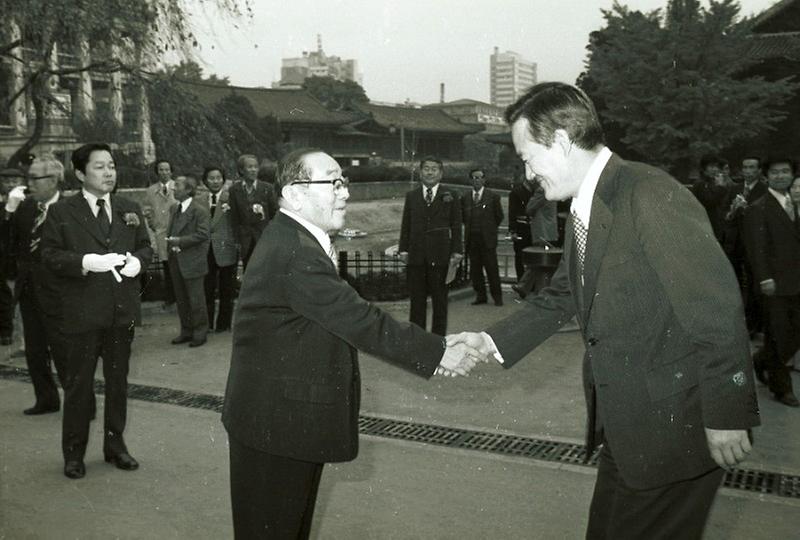 한국 미술전 개관식