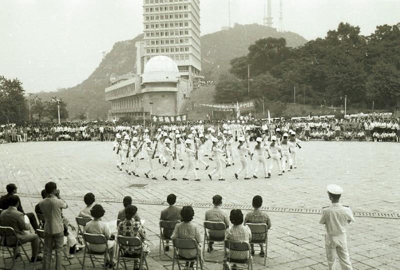 자유중국 순항훈련함대 사관생도 사열