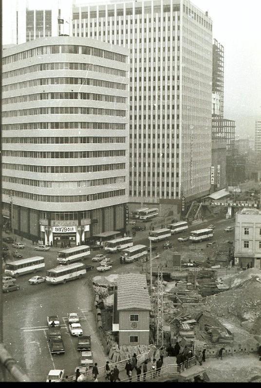 신세계 백화점 - 을지로 입구 전경