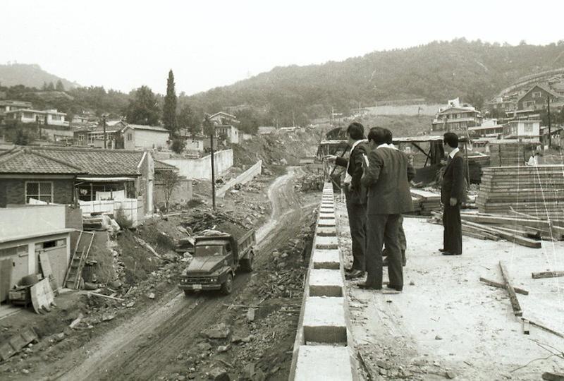 구자춘 서울시장, 성산대교 공사 현장 시찰