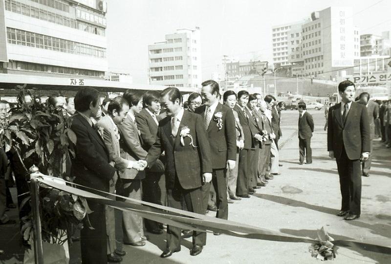 구자춘 서울시장, LP가스 연소기기 전시관 시찰