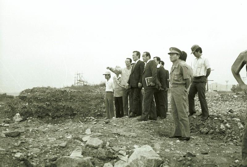 구자춘 서울시장, 성산대교 공사 현장 시찰