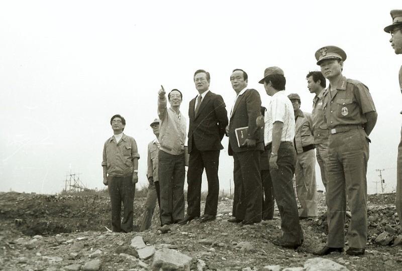 구자춘 서울시장, 성산대교 공사 현장 시찰