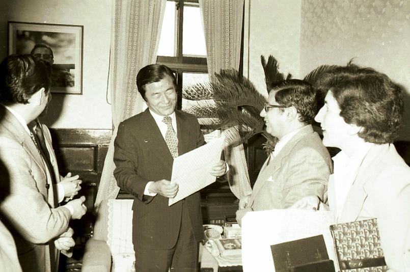주한 콜롬비아 대사, 서울시청 방문