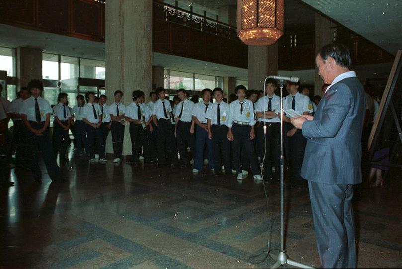 재일동포 학생 방문단, 서울시청 방문