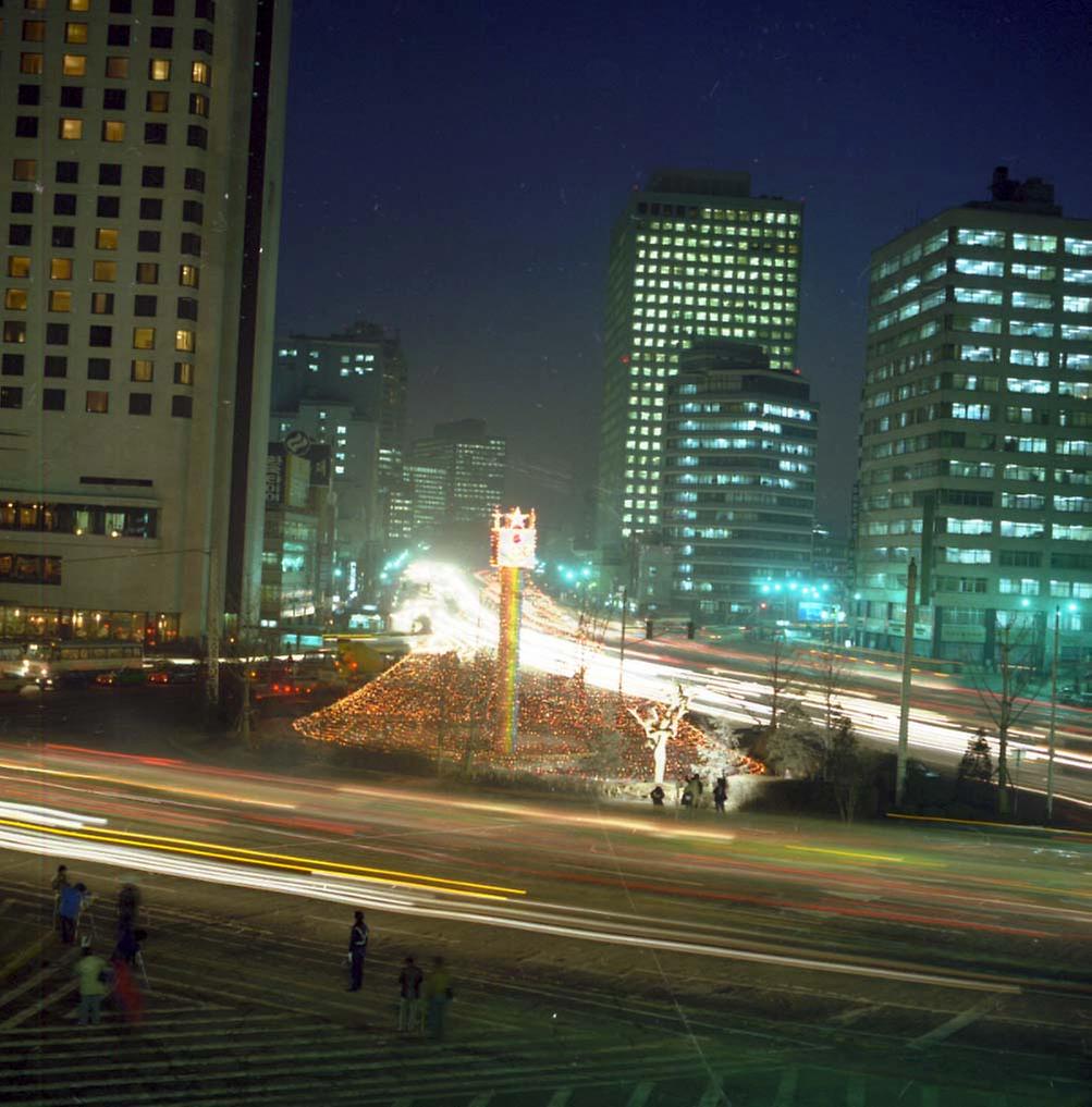 1989년 서울시청 앞 크리스마스 트리 점등