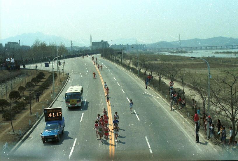 서울 국제마라톤 대회 겸 제53회 동아 마라톤 대회