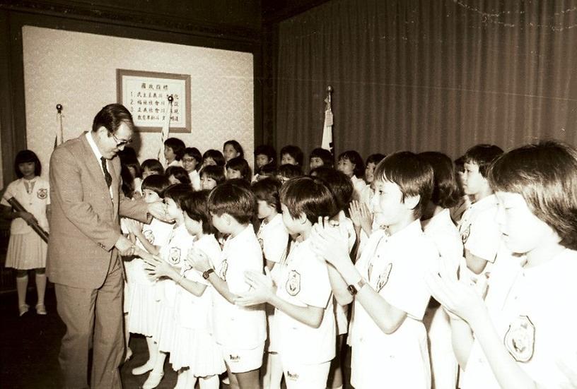 중화민국 타이페이시의 후싱 국민학교 합창단, 서울시청 방문