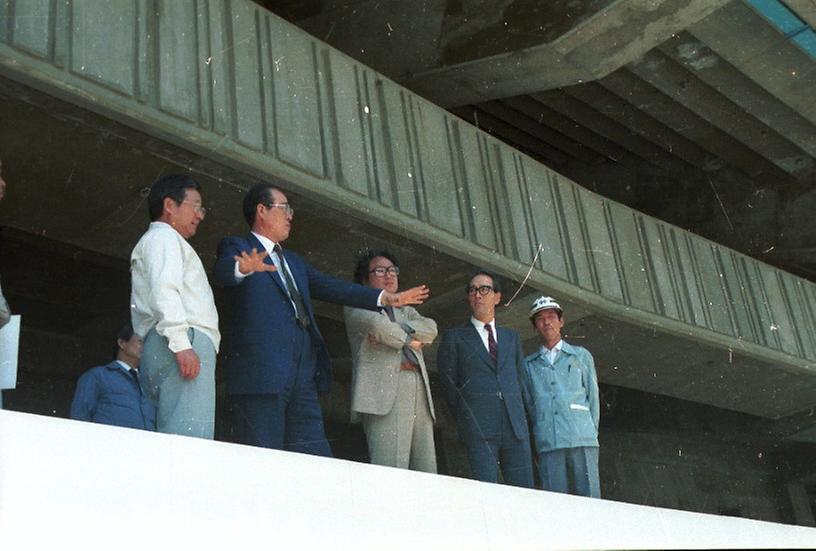 서울종합운동장 지붕덮기 본격 착공