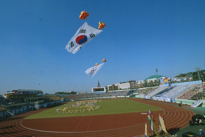 민족의 대제전 제64회 전국체전 인천 직할시에서 개막