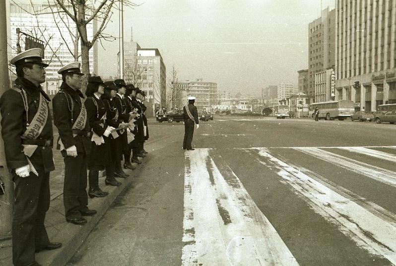 거리질서확립을 위한 캠페인