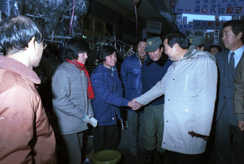 염보현 서울시장, 남대문 시장 시찰