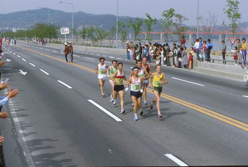 제2회 서울 국제마라톤대회 개최