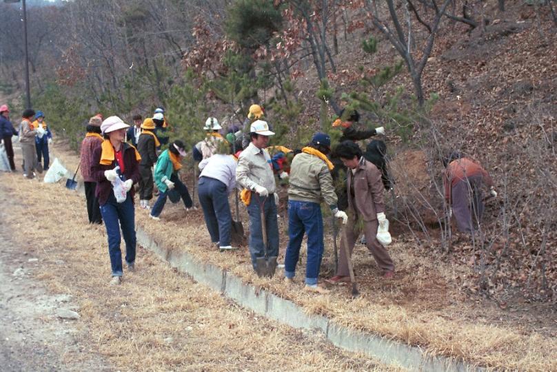 새살림회 나무 식수 및 대공원 구경