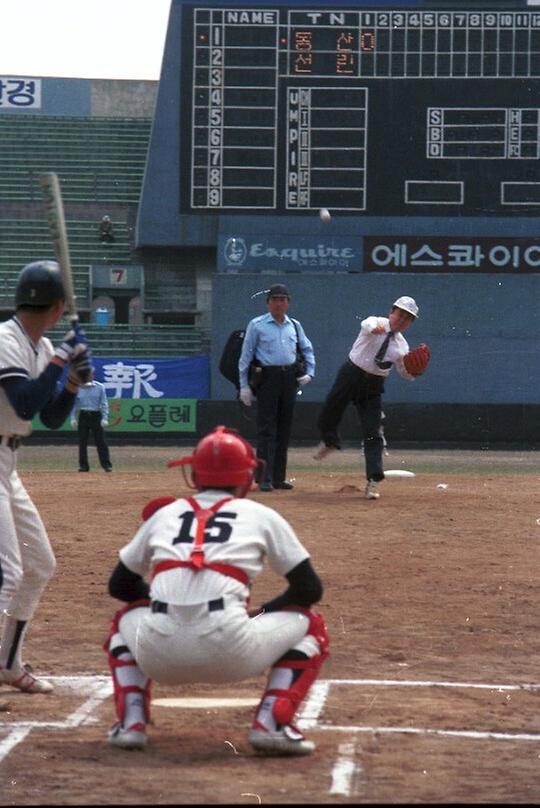 염보현 서울시장, 고교야구경기 시구