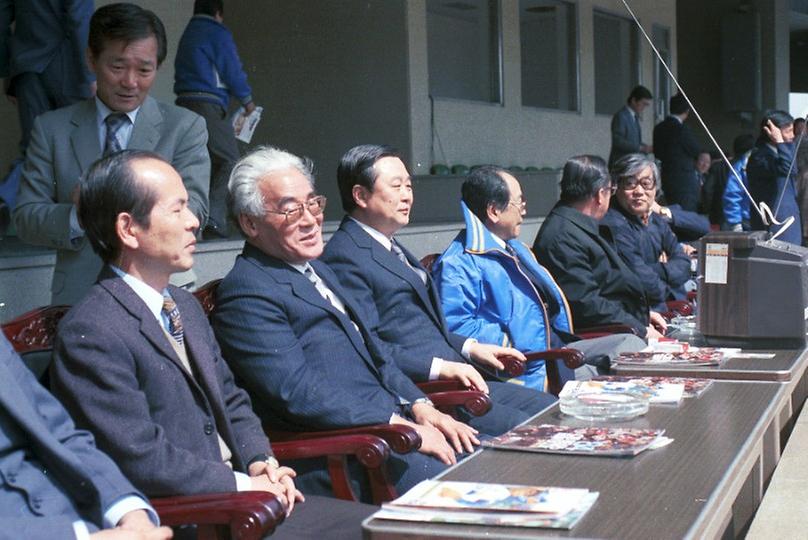 염보현 서울시장, 프로야구경기 시구