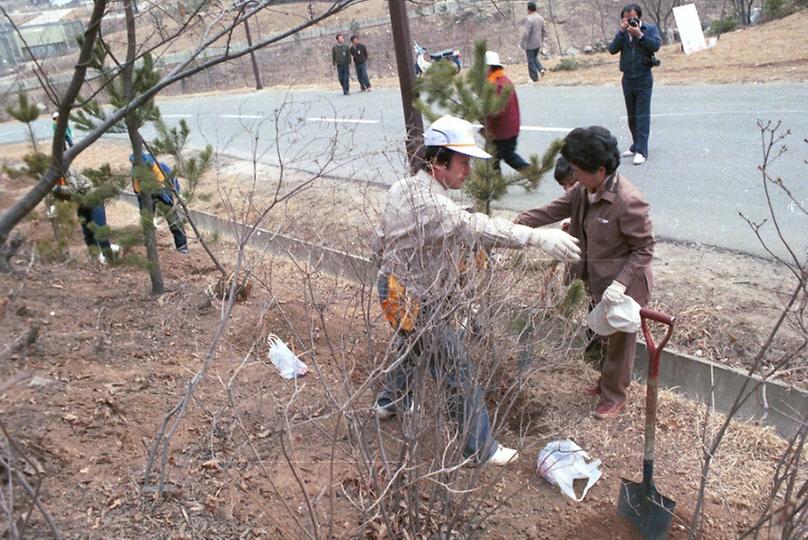 새살림회 나무 식수 및 대공원 구경