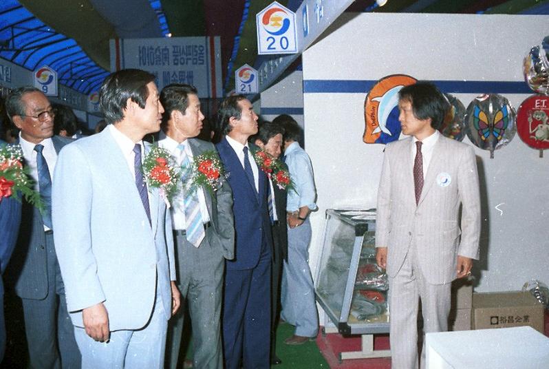 1984년 LA 올림픽 관련 제품 전시회 개막