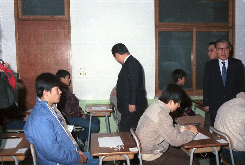 염보현 서울시장, 연합고사장 시찰