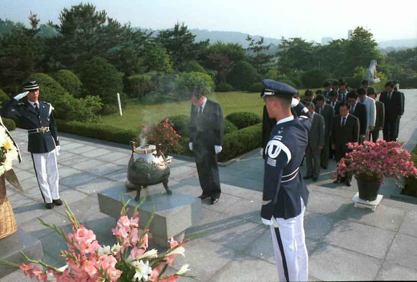 김진원 서울부시장, 국립묘지 참배