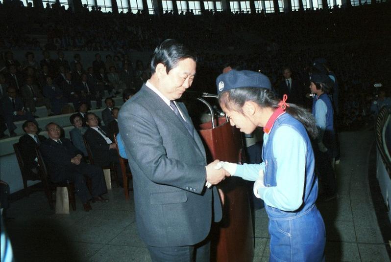 서울시장, 서울지역 청소년 연맹 발대식 참여