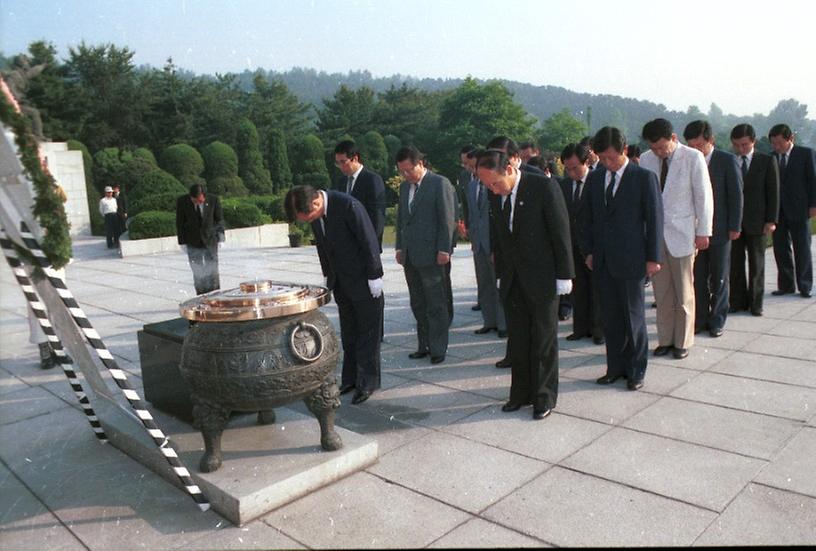 김진원 서울부시장, 국립묘지 참배