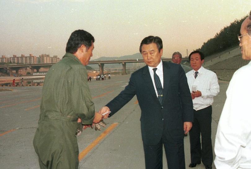 서울시장, 아시아경기대회 준비시설및 업체 시찰