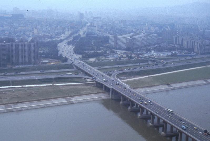 1986년 아시아 경기대회 개막 전 서울시내 전경