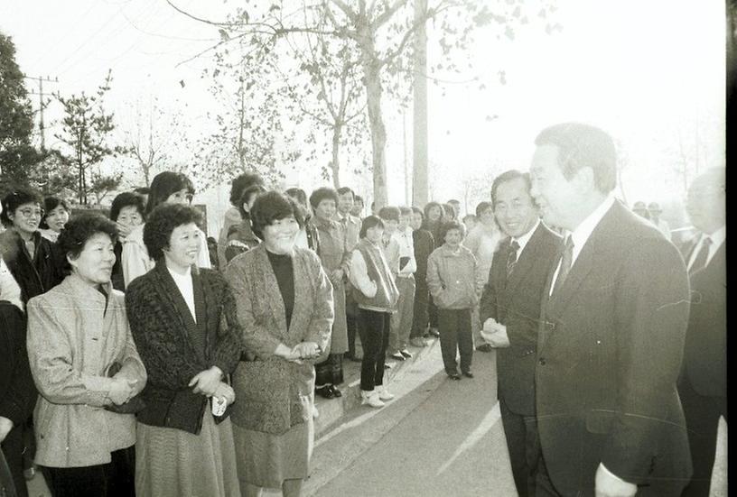 서울시장, 대학학력고사장 시찰