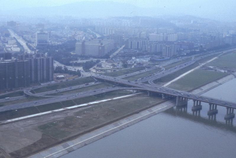 1986년 아시아 경기대회 개막 전 서울시내 전경