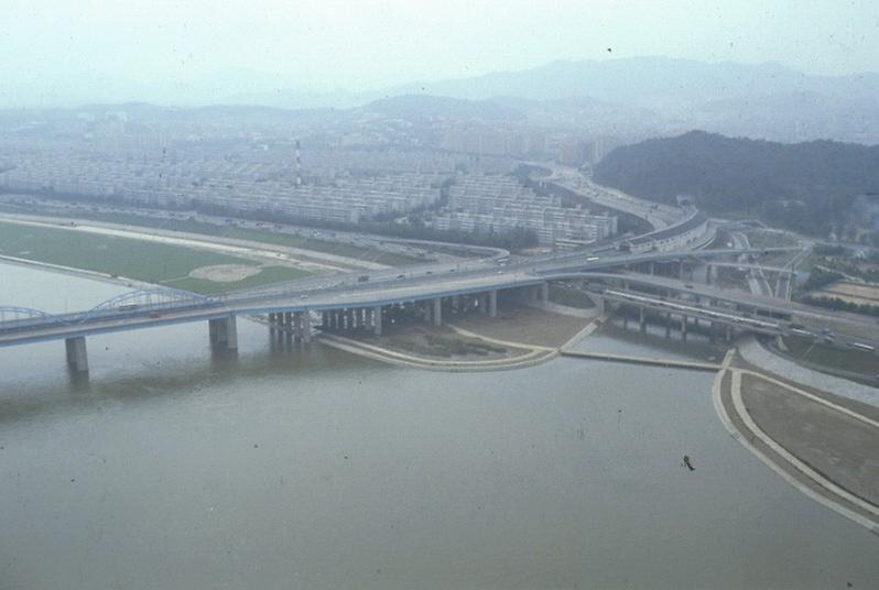 1986년 아시아 경기대회 개막 전 서울시내 전경