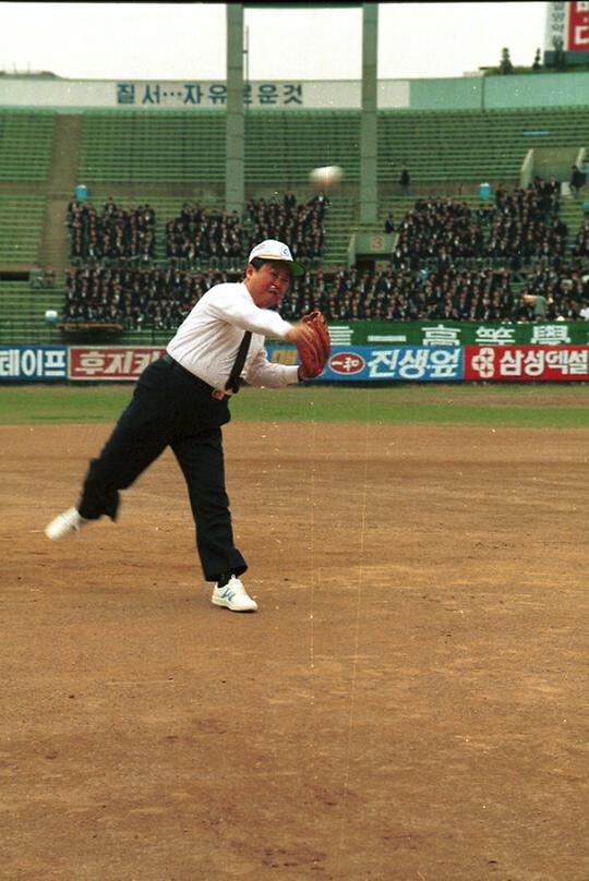 대통령배 고교야구 시구