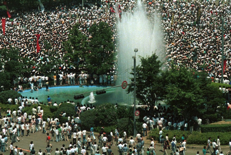 서울시청 앞 1987년 '6월 민주항쟁' 전경-2