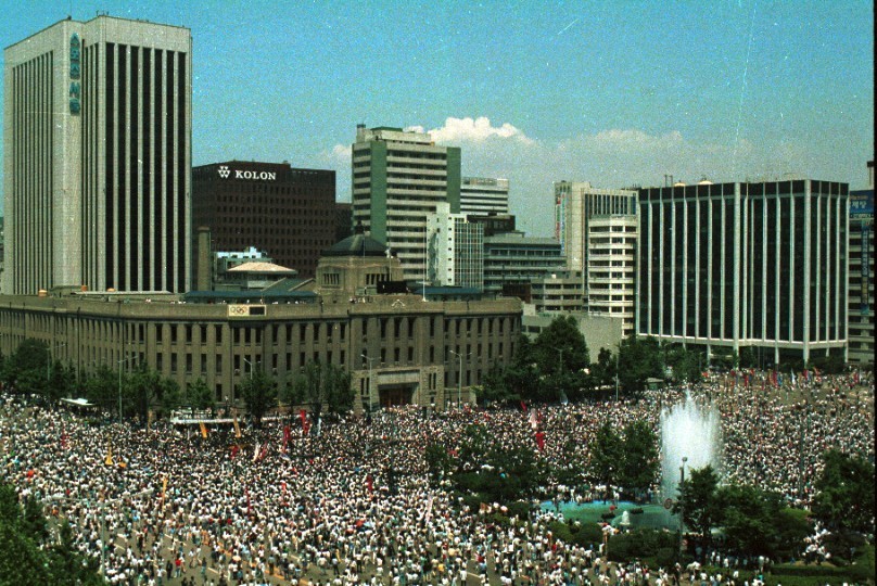 서울시청 앞 1987년 '6월 민주항쟁' 전경-8