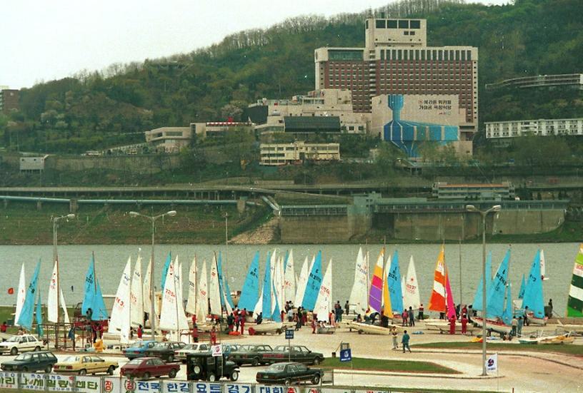 한강 요트 경기장(워커힐 앞)