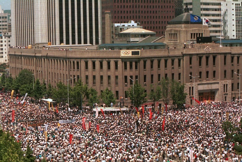 서울시청 앞 1987년 '6월 민주항쟁' 전경-3