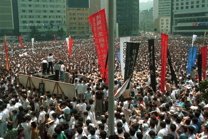 서울시청 앞 1987년 '6월 민주항쟁' 전경-14
