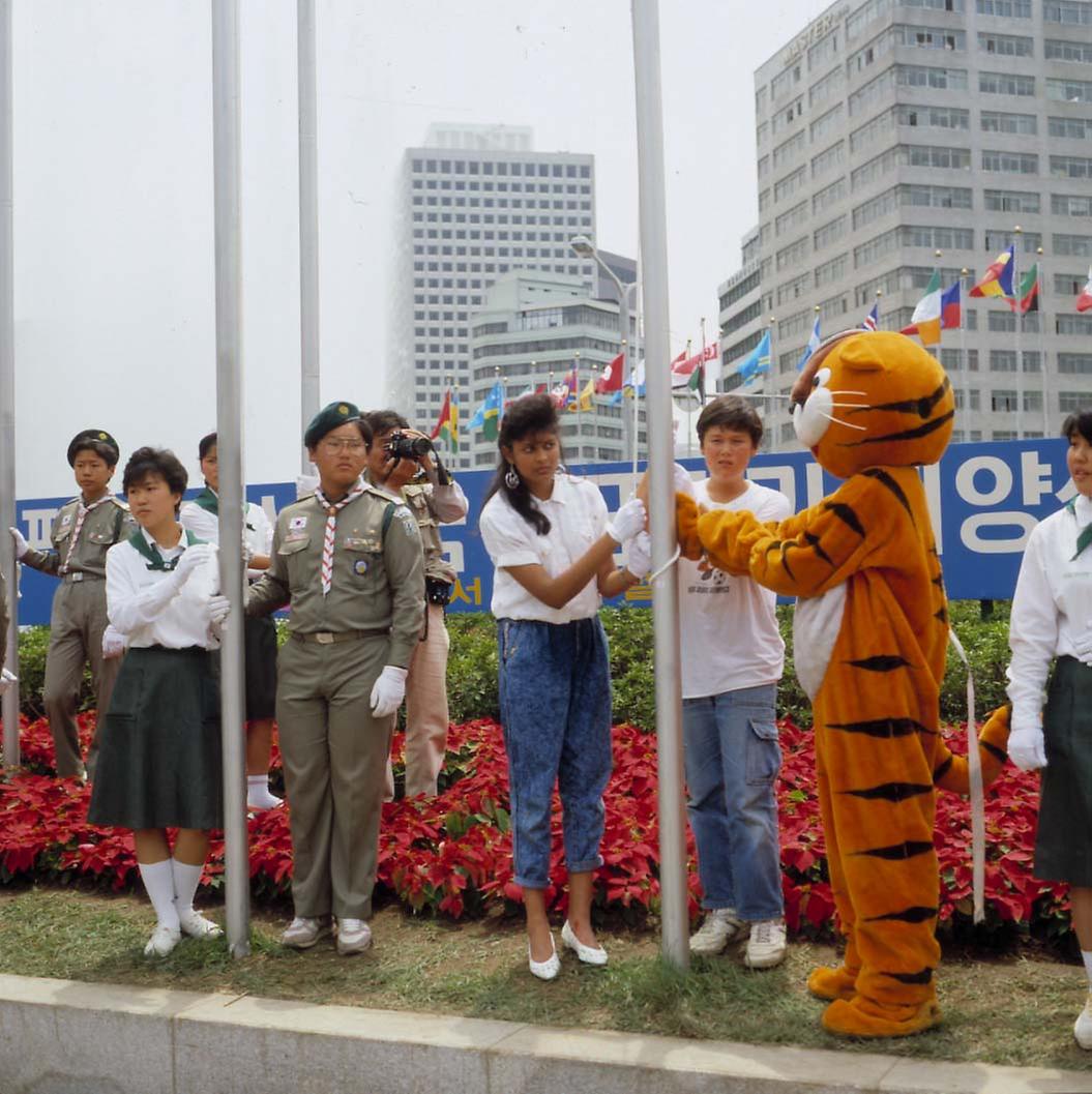 올림픽 참가국 국기 게양식