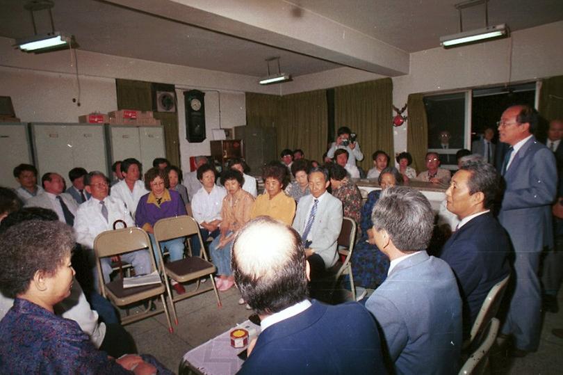 고건 서울시장, 동작구 반상회 참석