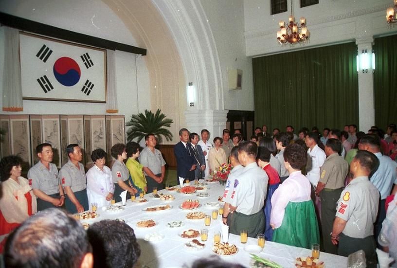 고건 서울시장, 국군모범용사 초청 만찬