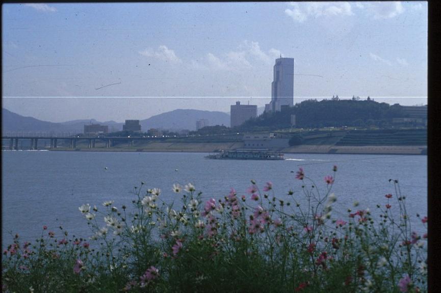 1989년 시내 전경 및 한강