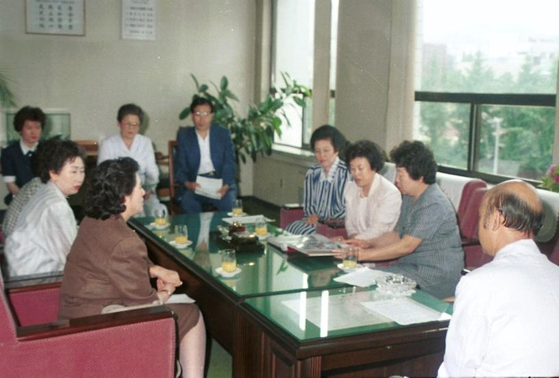새살림회, 경찰병원 위문