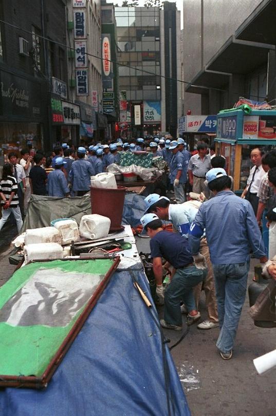 서웅시 합동 명동 노점상 단속