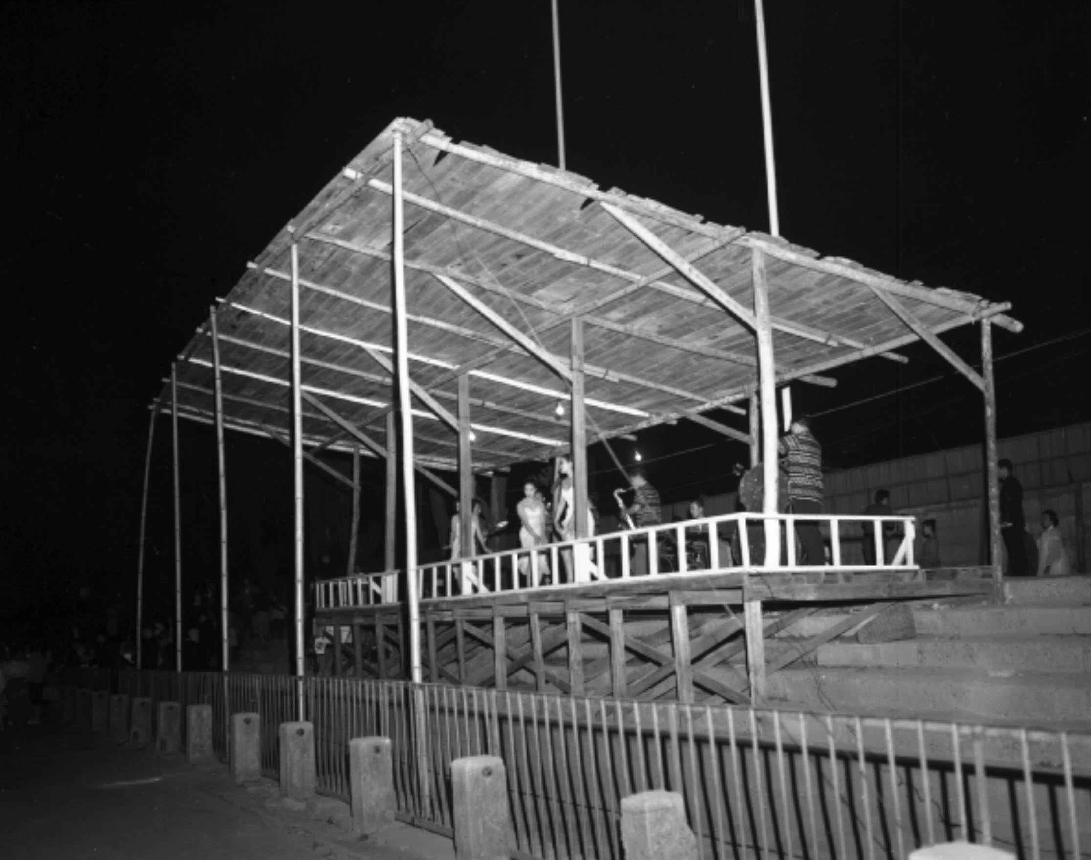 1962년 시민 위안의 밤