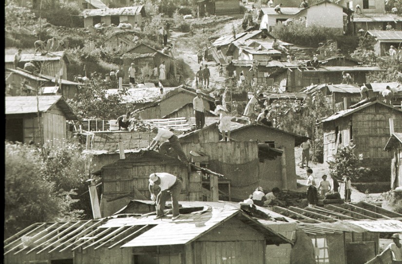 1962년 한남동 무허가 건물 철거