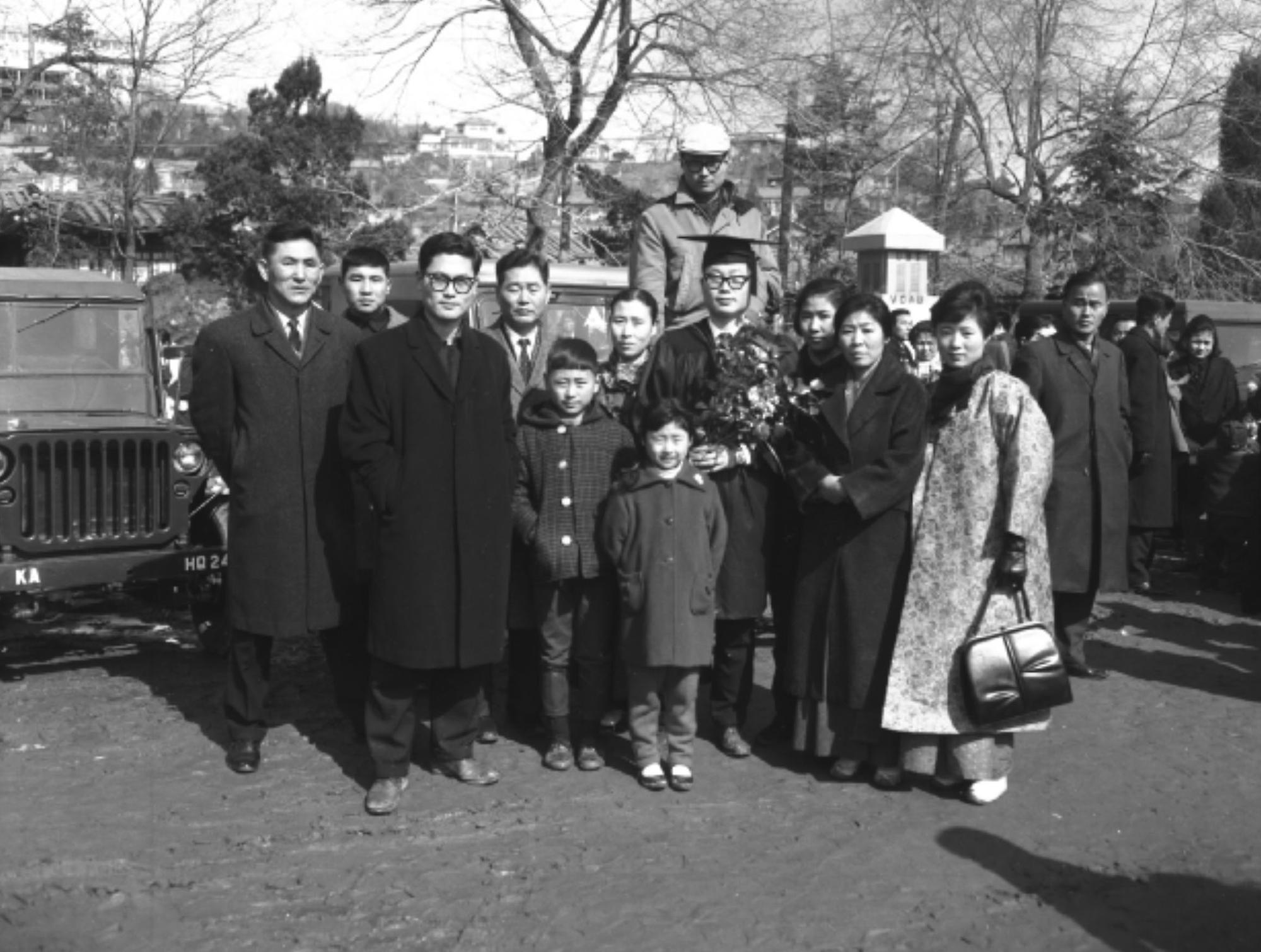 1964년 중앙대학교 졸업식